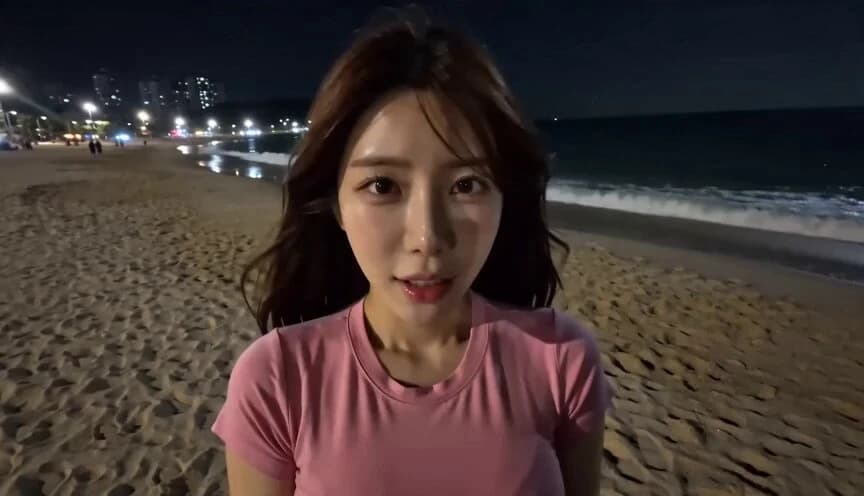 Vista previa del prompt de video Seedance 2.0: Cámara de mano POV DV en la playa